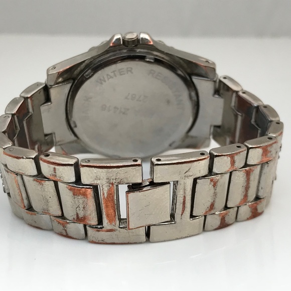 Mens Watch Jeweled "Bling" Water Resistant Analog - Picture 7 of 8